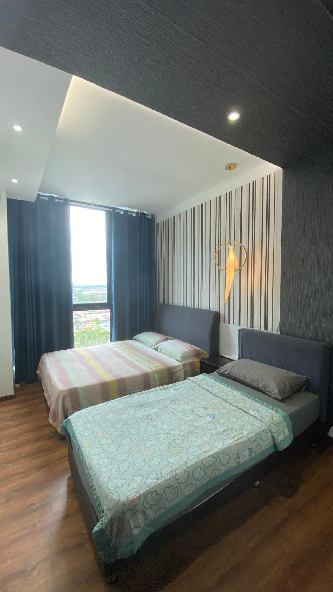 8Pax Cozy Home Stay Jazz Suites 1 Vivacity Kuching Sarawak 3Br מראה חיצוני תמונה